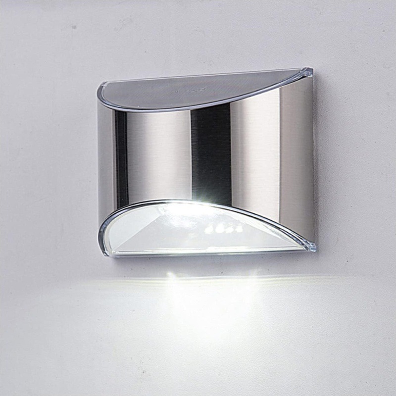 Lampada da parete per cortile  - Solar Wall Sconce recensione e prezzo