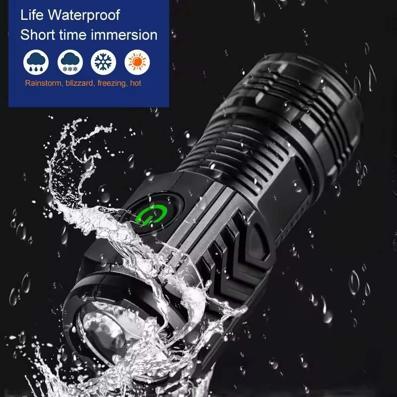 Torcia MINI LED super luminosa - Outdoor Lighting Usa recensione e prezzo